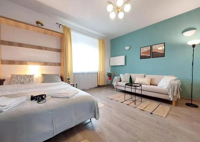 Sweet Dreams Panoramic Zodiac Dorobanti Апартаменти